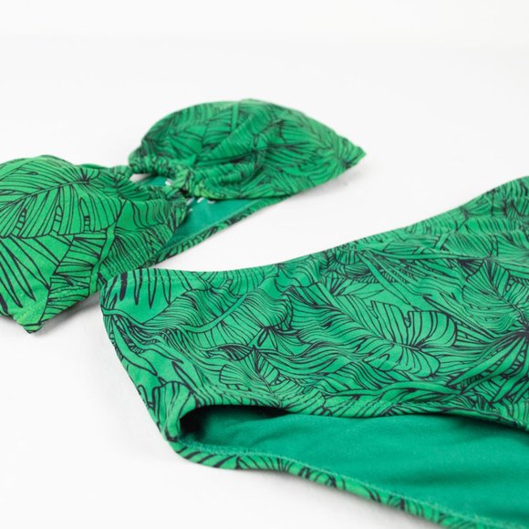 Cabana Del Sol GreenLeaf Print Green 2 Pc Halter Swim NWOT - Picture 2 of 10
